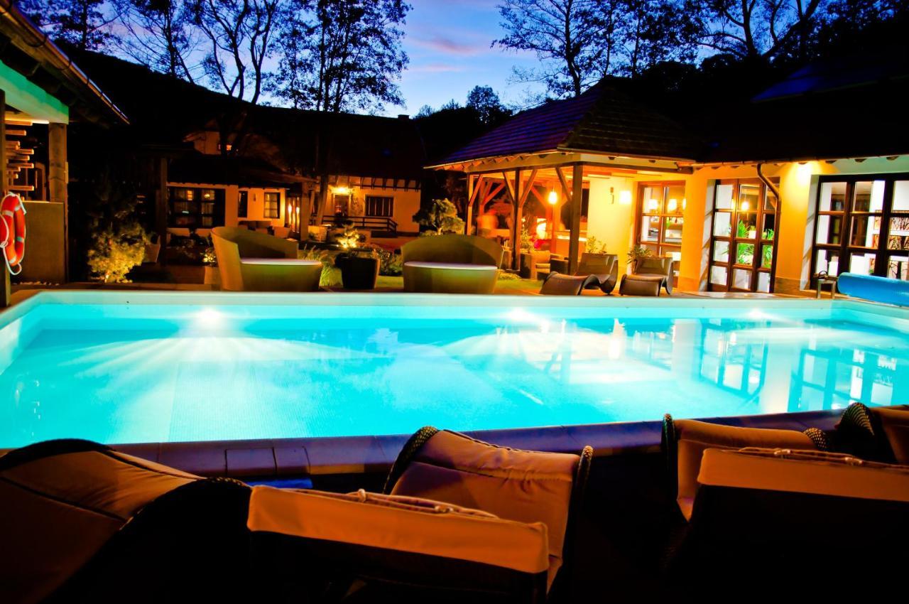 Aranygombos Fogado Hotel Telkibanya Ngoại thất bức ảnh