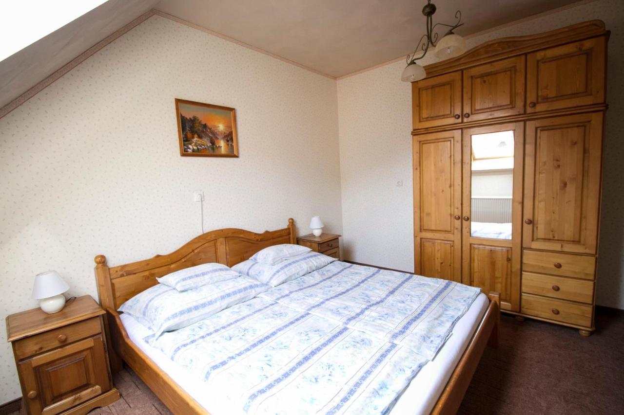 Aranygombos Fogado Hotel Telkibanya Ngoại thất bức ảnh