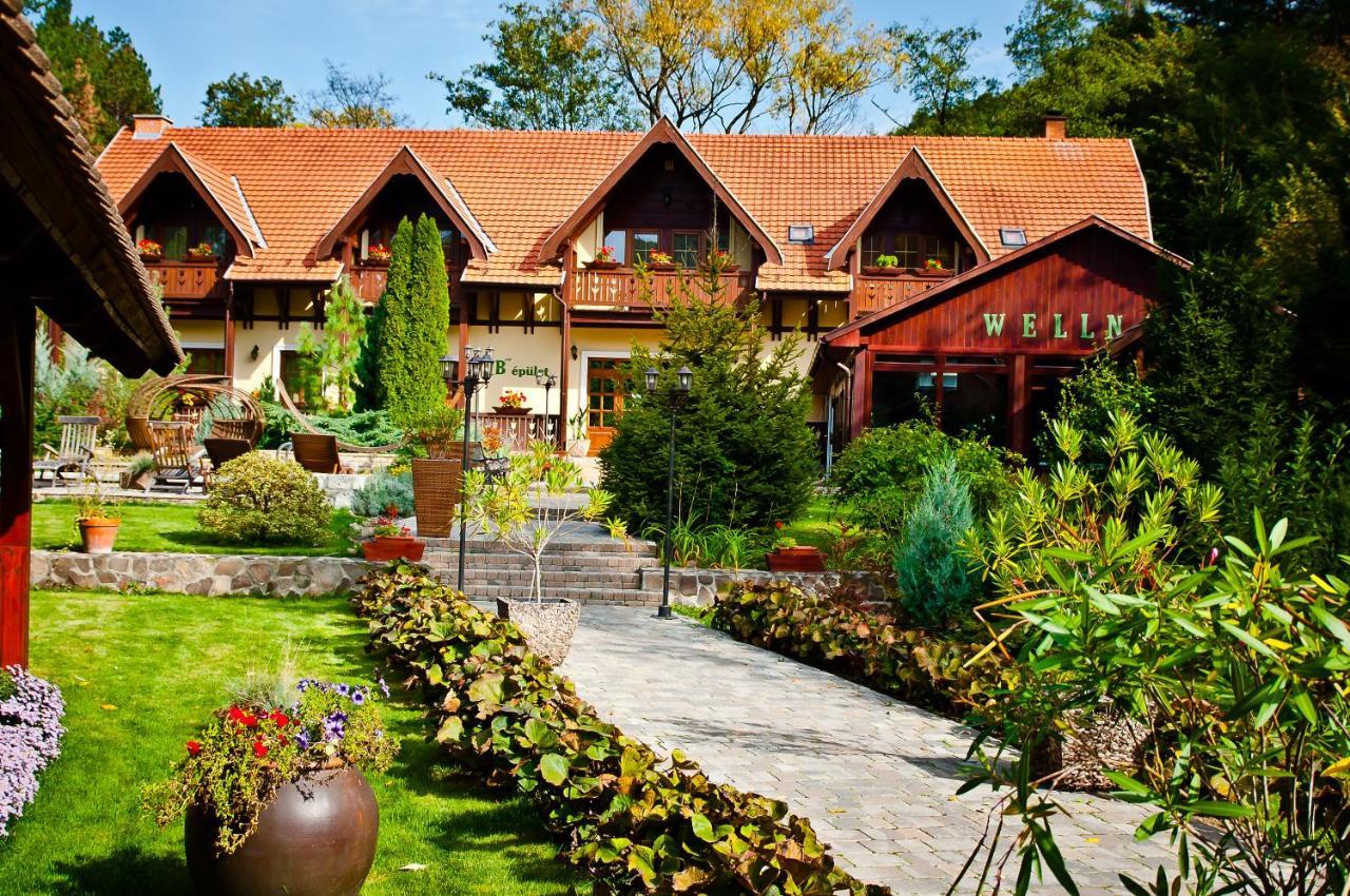 Aranygombos Fogado Hotel Telkibanya Ngoại thất bức ảnh